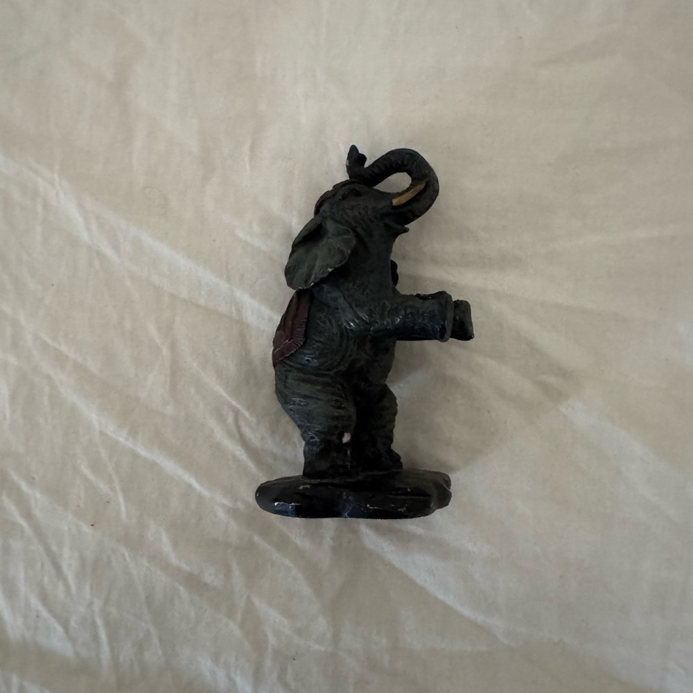 Elephant Sculpture